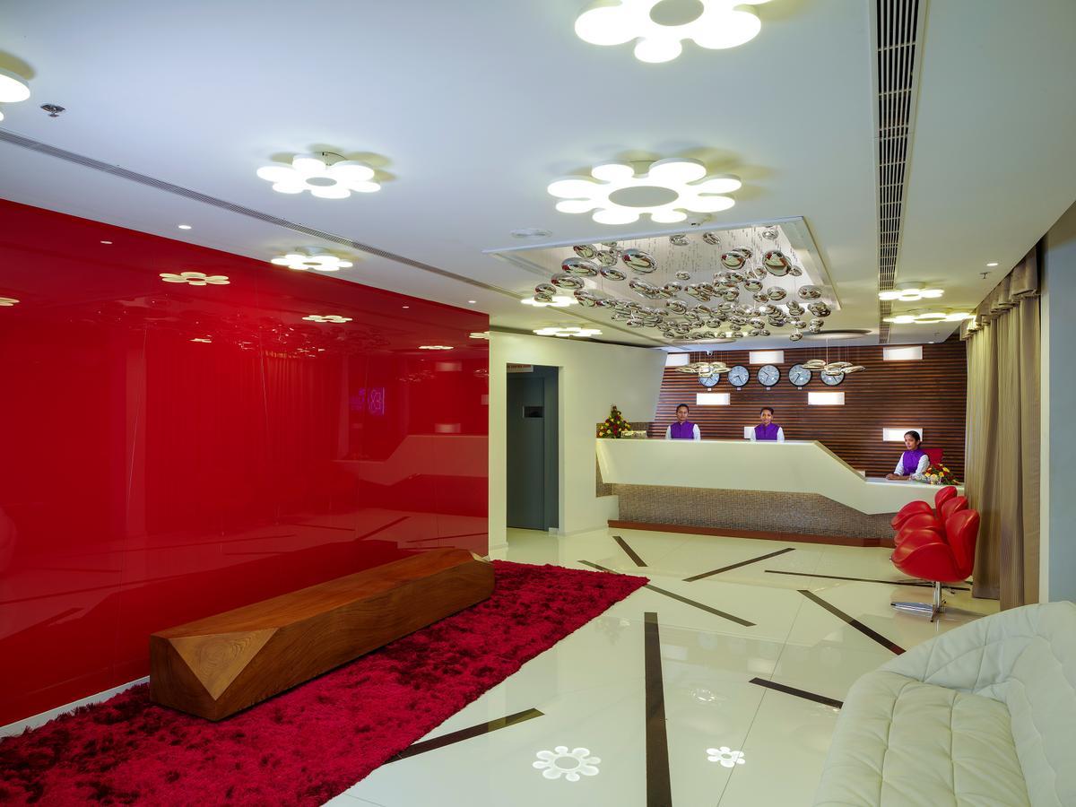 The Blooms Cochin Hotel Kochi Екстериор снимка